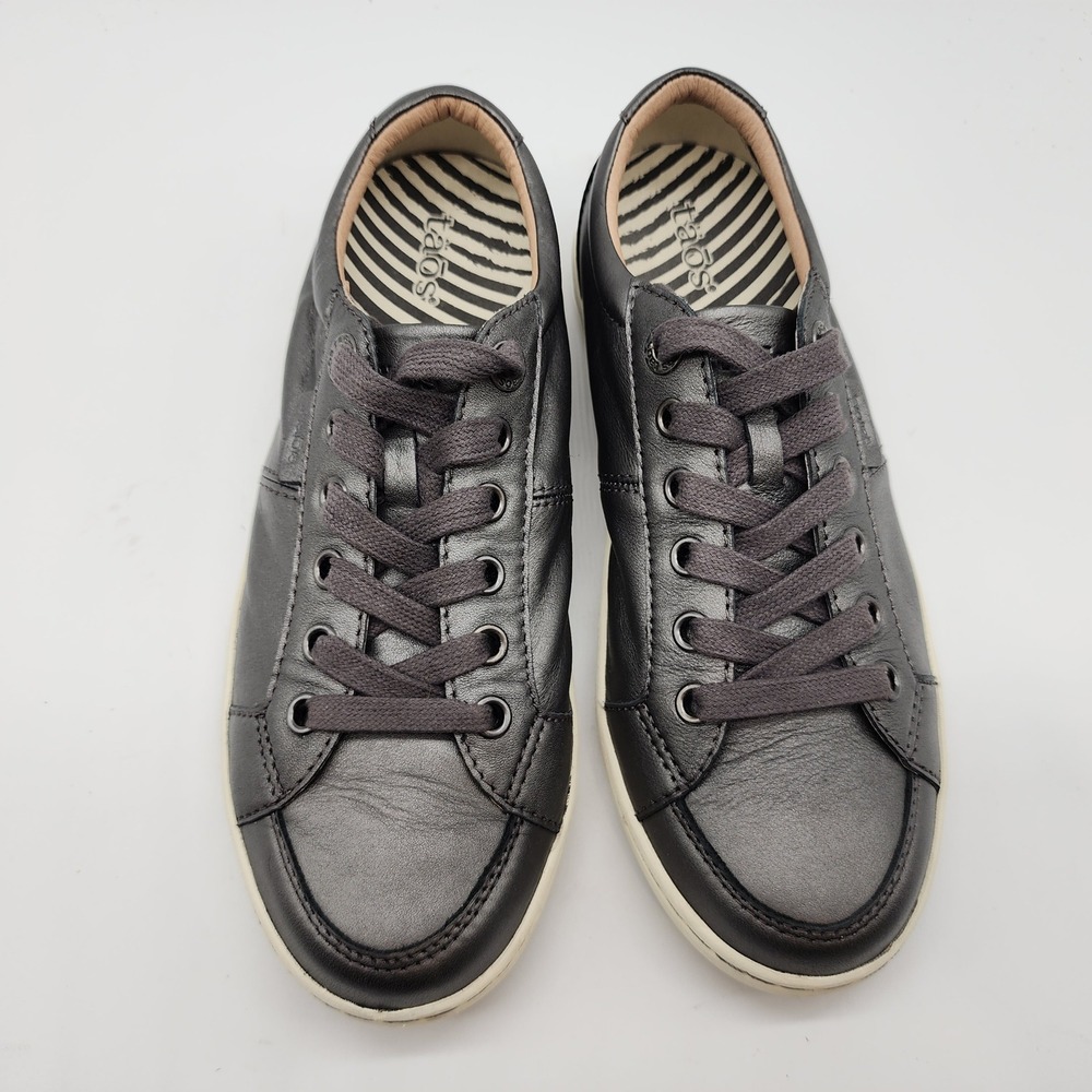 Taos Onward Sneakers Women's 6.5‎ Pewter Metallic Leather Lace Up - Picture 3 of 9